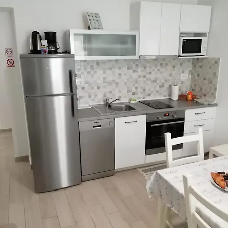 Spinnaker Center Apartament